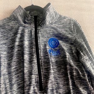 Chicago cubs VS Pink brand pullover